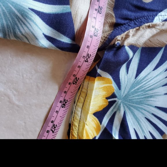 Steve & Barry's Classic Hawaiian Button up shirt - Picture 10 of 11